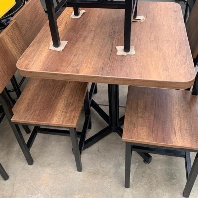 JUEGO DE COMEDOR PARA RESTAURANTE