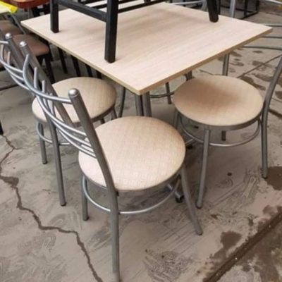 JUEGO DE COMEDOR PARA RESTAURANTE